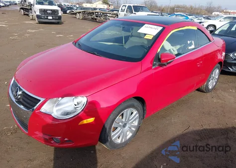 2010 Volkswagen Eos Komfort z USA, uszkodzony, nr VIN WVWBA7AH6AV020972